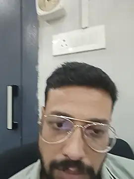 Snapshot of herochoclateboy chatting on 25, 5, 2026 herochoclateboy online show from 25, 5, 2026