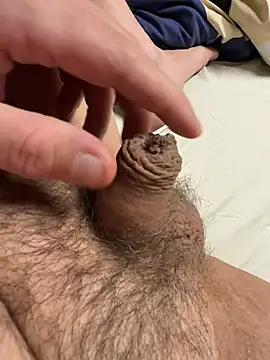 Snapshot of Magical_Grower92 chatting on 6, 4, 2026 Magical Grower92 online show from 6, 4, 2026