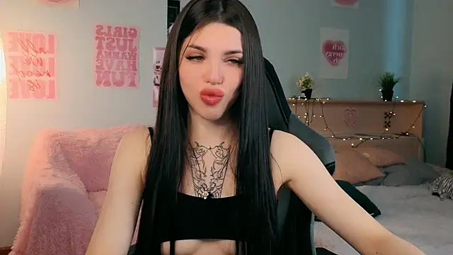 molly rettyy online show from 10, 5, 2026