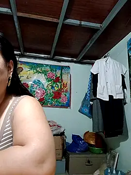 Snapshot of Monglan-c chatting on 24, 4, 2026 Monglan-c online show from 24, 4, 2026