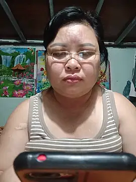 Snapshot of Monglan-c chatting on 5, 6, 2026 Monglan-c online show from 5, 6, 2026