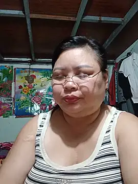 Snapshot of Monglan-c chatting on 19, 6, 2026 Monglan-c online show from 19, 6, 2026