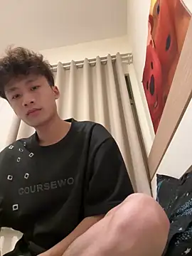 Snapshot of sexyboy-3525 chatting on 31, 3, 2026 sexyboy-3525 online show from 31, 3, 2026