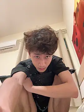 Snapshot of sexyboy-3525 chatting on 11, 4, 2026 sexyboy-3525 online show from 11, 4, 2026