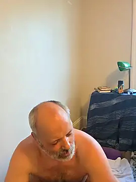 Snapshot of BiDadDreams chatting on 24, 6, 2026 BiDadDreams online show from 24, 6, 2026