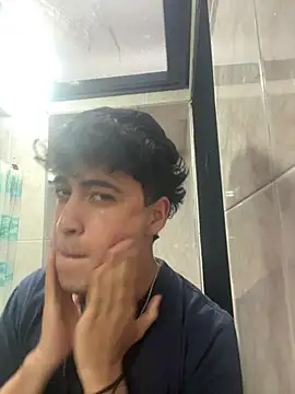 Snapshot of nico_herrera__ chatting on 4, 7, 2026 nico herrera online show from 4, 7, 2026