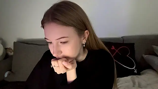 Snapshot of KatrineDrea chatting on 20, 4, 2026 KatrineDrea online show from 20, 4, 2026