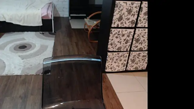 Snapshot of Sweet_hot_shrmp chatting on 17, 5, 2026 Sweet hot shrmp online show from 17, 5, 2026