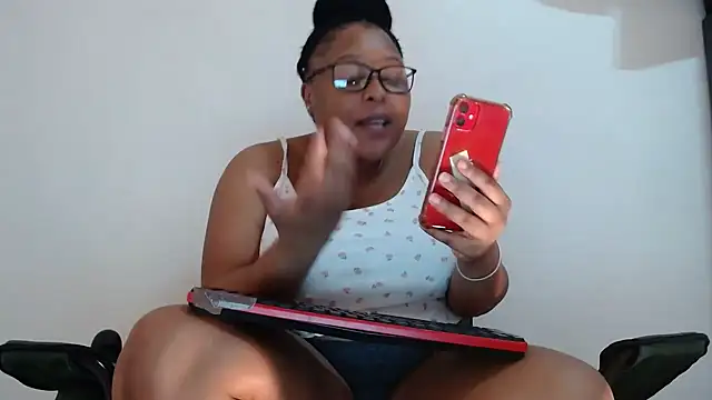 xxZoeyx online show from 9, 3, 2025