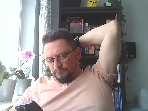 19cmSlave online show from 2, 6, 2026