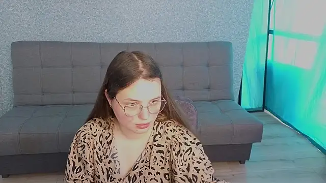 SofiDreamm online show from 4, 6, 2026