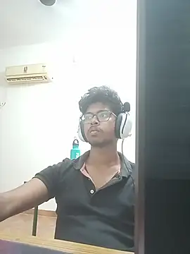 Snapshot of letsplaygame chatting on 22, 6, 2026 letsplaygame online show from 22, 6, 2026