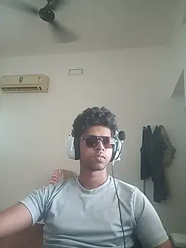 letsplaygame online show from 8, 7, 2026