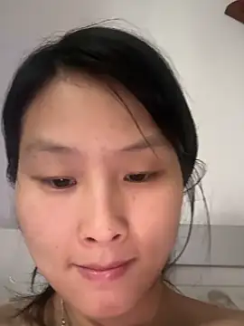 Snapshot of Zbnmji chatting on 9, 4, 2026 Zbnmji online show from 9, 4, 2026