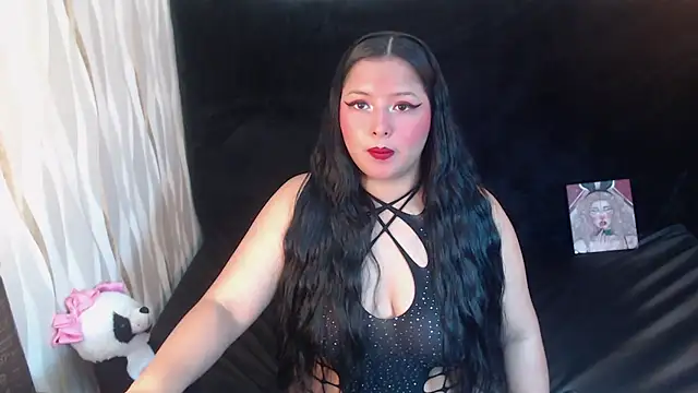Snapshot of KamylaBiker chatting on 3, 5, 2026 KamylaBiker online show from 3, 5, 2026