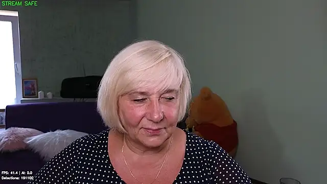Snapshot of Milane_Milky chatting on 7, 7, 2026 Milane Milky online show from 7, 7, 2026