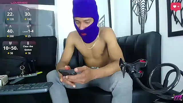 Snapshot of big_cock2016 chatting on 11, 4, 2026 big cock2016 online show from 11, 4, 2026