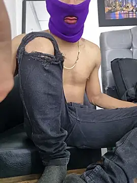 Snapshot of big_cock2016 chatting on 23, 4, 2026 big cock2016 online show from 23, 4, 2026
