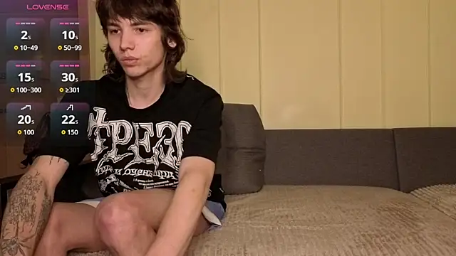 Snapshot of luvmp4 chatting on 3, 4, 2026 luvmp4 online show from 3, 4, 2026
