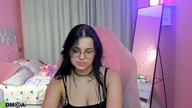 Snapshot of Jane_Fondaaa chatting on 6, 8, 2026 Jane Fondaaa online show from 6, 8, 2026