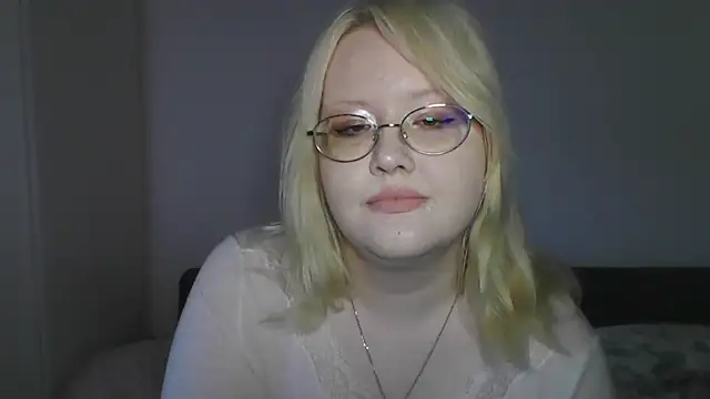 Snapshot of Elayne_Sweet chatting on 29, 4, 2026 Elayne Sweet online show from 29, 4, 2026