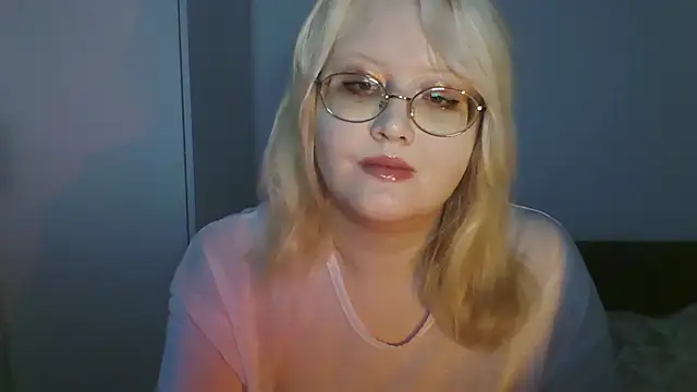 Snapshot of Elayne_Sweet chatting on 7, 6, 2026 Elayne Sweet online show from 7, 6, 2026