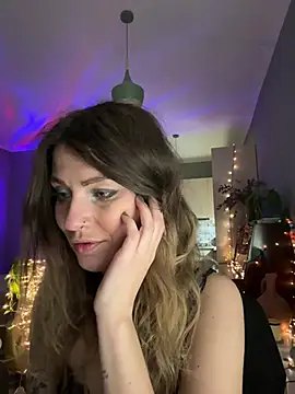 Snapshot of Rita_Tease chatting on 6, 5, 2026 Rita Tease online show from 6, 5, 2026