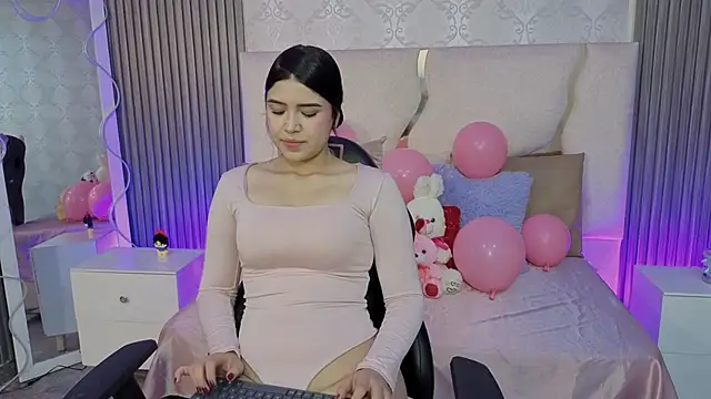 Snapshot of ELA_TAY1 chatting on 18, 4, 2026 ELA TAY1 online show from 18, 4, 2026