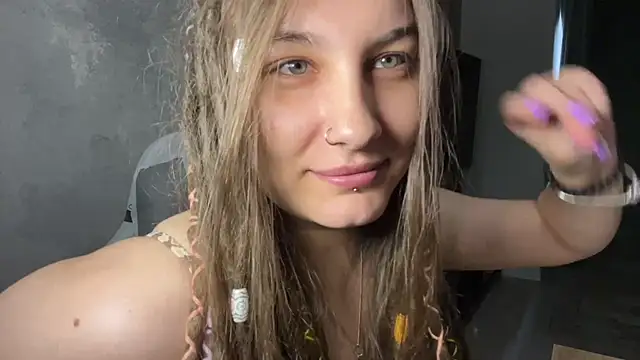 Snapshot of Slatka_torta chatting on 8, 4, 2026 Slatka torta online show from 8, 4, 2026