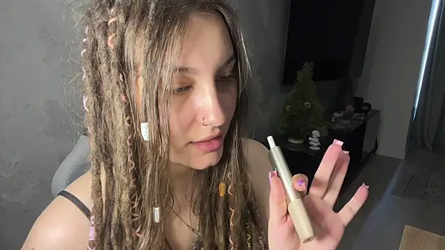 Snapshot of Slatka_torta chatting on 12, 4, 2026 Slatka torta online show from 12, 4, 2026