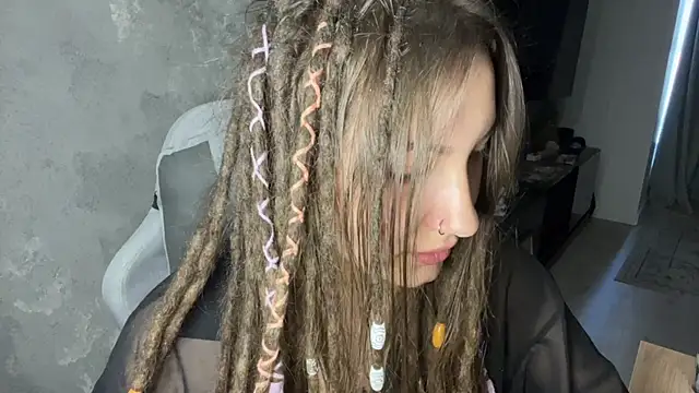 Snapshot of Slatka_torta chatting on 13, 4, 2026 Slatka torta online show from 13, 4, 2026