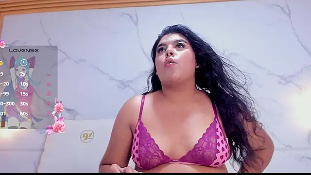 dakota tucci online show from 8, 4, 2026