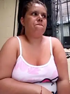 Snapshot of Zafiro_MD chatting on 18, 5, 2026 Zafiro MD online show from 18, 5, 2026