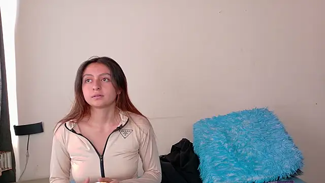 Lala fluffy online show from 4, 4, 2026