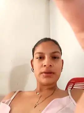 Snapshot of Lyra_Siren chatting on 17, 4, 2026 Lyra Siren online show from 17, 4, 2026
