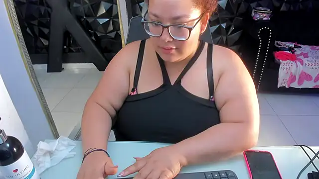 Snapshot of AbbyRogers1 chatting on 28, 4, 2026 AbbyRogers1 online show from 28, 4, 2026