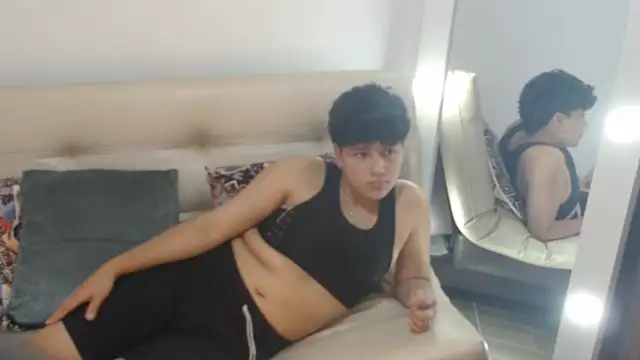 BlakeTaylor21 online show from 14, 4, 2026