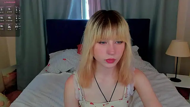 MiaKimiko online show from 8, 6, 2026