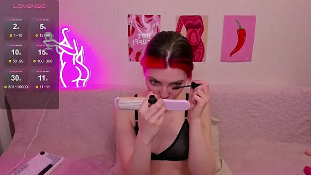 Snapshot of Marie_Reyess chatting on 3, 5, 2026 Marie Reyess online show from 3, 5, 2026