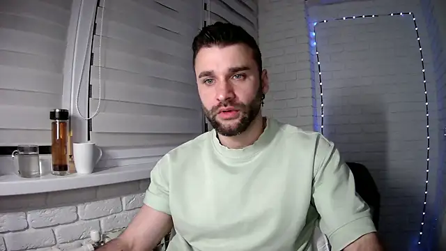 Snapshot of DaddySlava chatting on 18, 4, 2026 DaddySlava online show from 18, 4, 2026