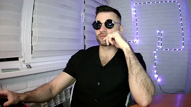 Snapshot of DaddySlava chatting on 24, 4, 2026 DaddySlava online show from 24, 4, 2026