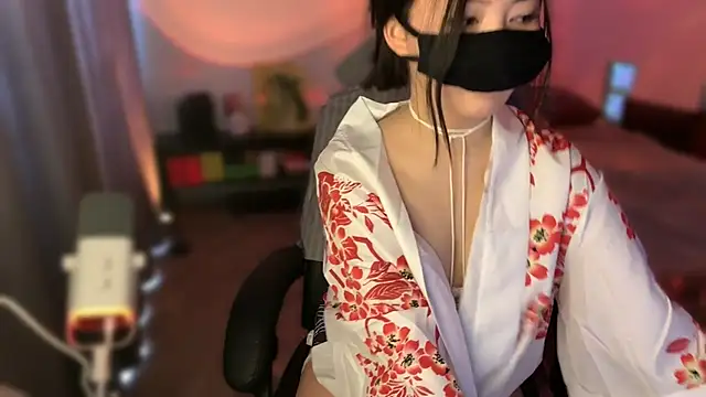 Snapshot of rin_night chatting on 11, 4, 2026 rin night online show from 11, 4, 2026