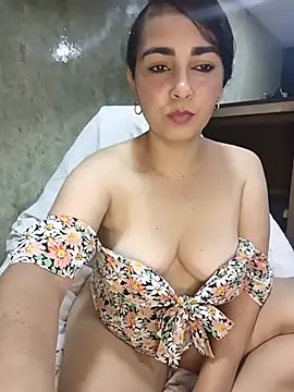 Snapshot of Emily_Divi69 chatting on 10, 4, 2026 Emily Divi69 online show from 10, 4, 2026