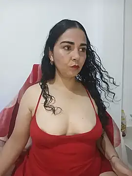 Snapshot of Emily_Divi69 chatting on 8, 5, 2026 Emily Divi69 online show from 8, 5, 2026