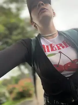 Samyra Biker12 online show from 27, 5, 2026