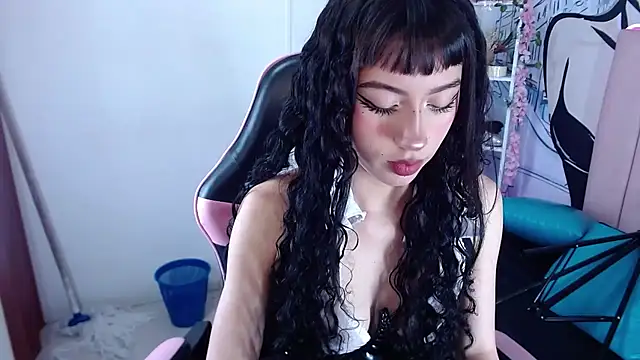 adulce pinkcm online show from 17, 5, 2026