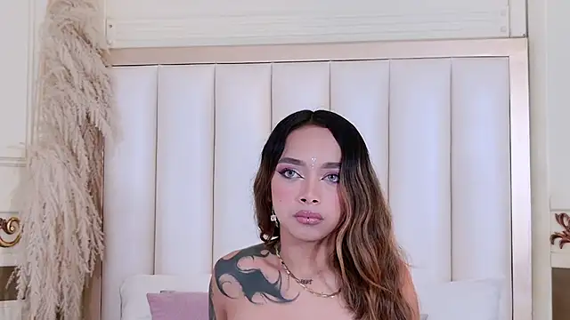 Snapshot of LaraBelmon chatting on 14, 6, 2026 LaraBelmon online show from 14, 6, 2026