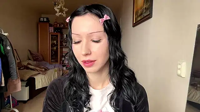 Snapshot of DiamondVibe chatting on 9, 4, 2026 DiamondVibe online show from 9, 4, 2026