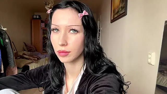 Snapshot of DiamondVibe chatting on 9, 4, 2026 DiamondVibe online show from 9, 4, 2026