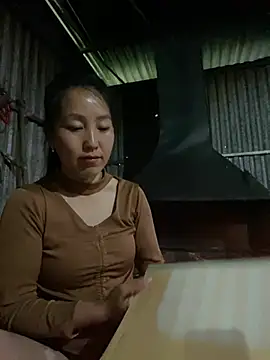 Huonglyna online show from 1, 5, 2026